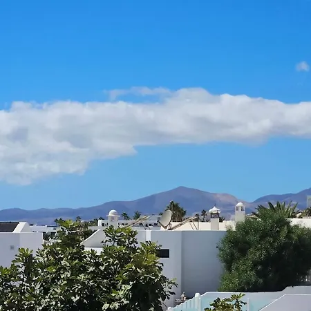 Marisa, Modern 3 Bed With Ac & Wifi