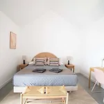 Marisa, Modern 3 Bed With Ac & Wifi * Puerto del Carmen (Lanzarote)