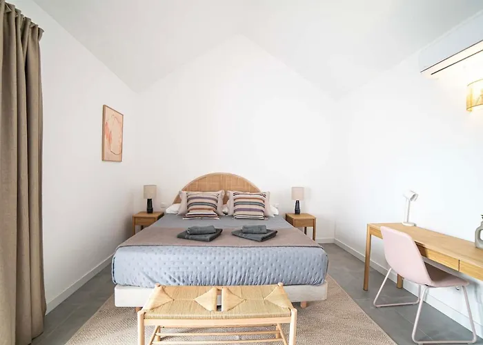 Marisa, Modern 3 Bed With Ac & Wifi * Puerto del Carmen (Lanzarote)