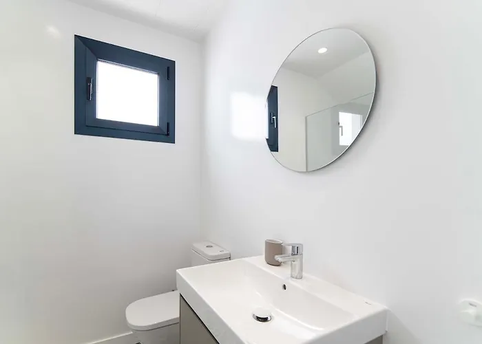 Marisa, Modern 3 Bed With Ac&wifi * Puerto del Carmen (Lanzarote)