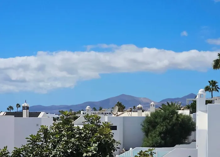 Marisa, Modern 3 Bed With Ac & Wifi