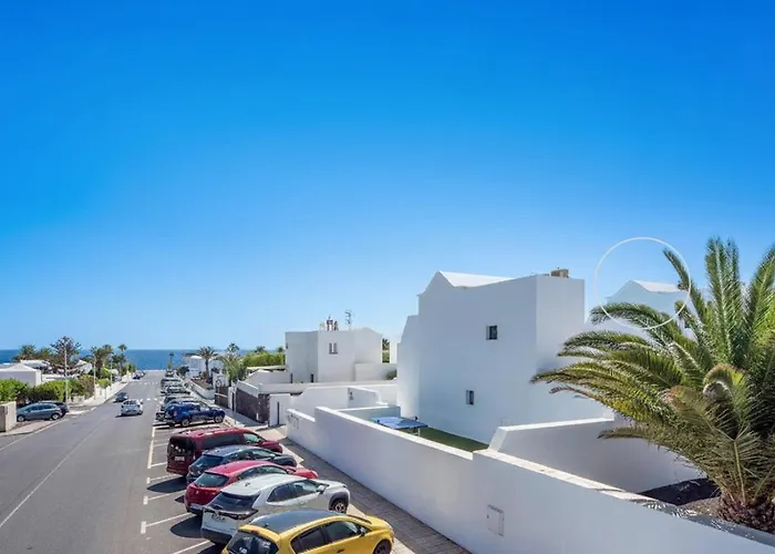 Marisa, Modern 3 Bed With Ac&wifi Puerto del Carmen (Lanzarote)